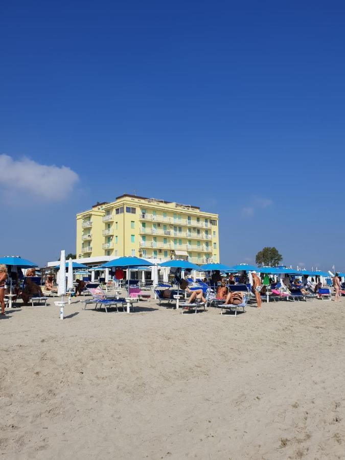 Giovanni In Romantic Adria On The Beach Apartman Lido di Pomposa Kültér fotó
